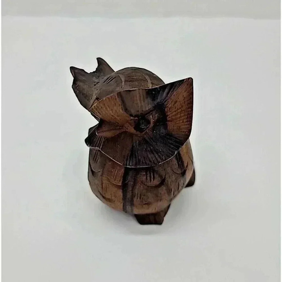 Vintage Hand Carved Walnut Wood Horned Owl Figurine MCM 2.5 Inch Shelf Sitter - Picture 1 of 6